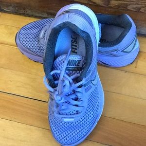 Nike dynamic support site 5.5 purple